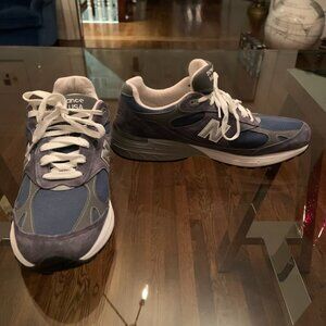 NEW NEVER WORN New Balance Mens 993 Kith Navy/White MR993VI - Men's 11.5
